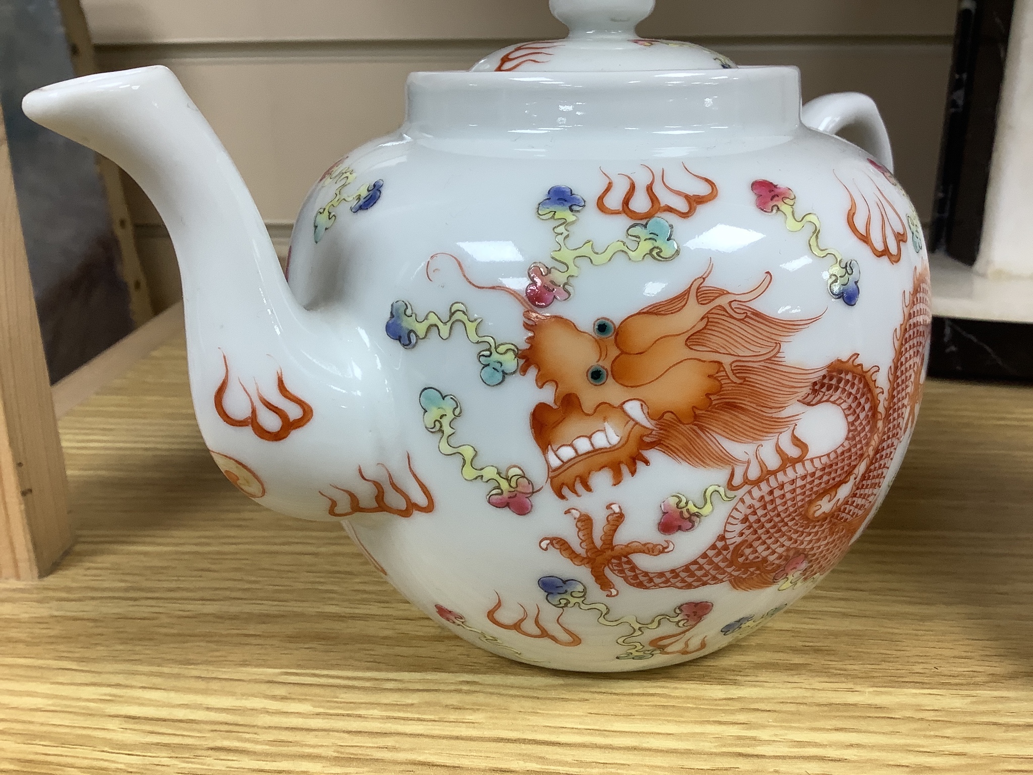 A Chinese porcelain ‘dragon’ teapot, height 13cm